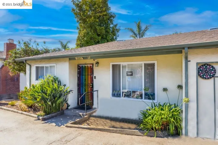 3301 35th Ave, Oakland, California 94619