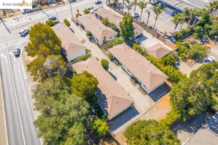 3301 35th Ave, Oakland, California 94619