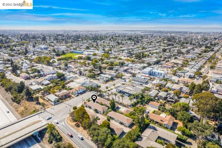 3301 35th Ave, Oakland, California 94619