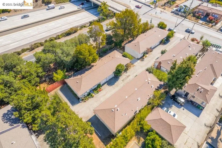 3301 35th Ave, Oakland, California 94619