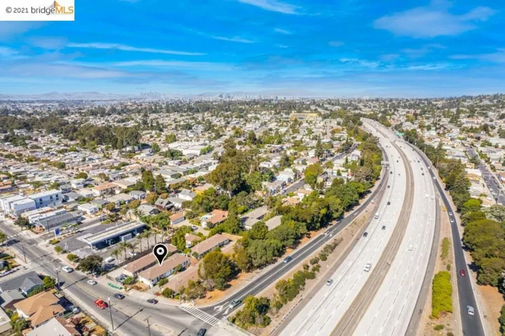 3301 35th Ave, Oakland, California 94619