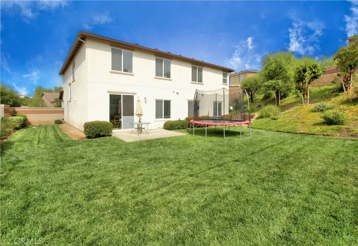 Backyard/Exterior