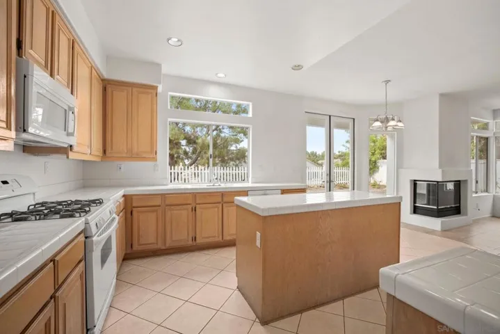 3620 Via Alicia, Oceanside, California 92056