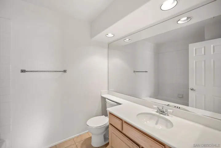 3620 Via Alicia, Oceanside, California 92056
