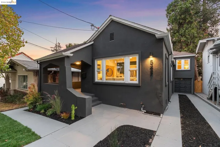 5437 El Camile Ave, Oakland, California 94619