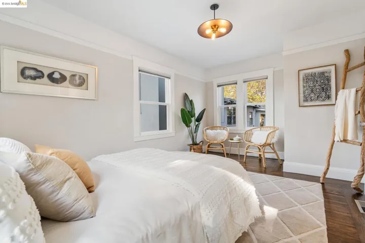 5437 El Camile Ave, Oakland, California 94619