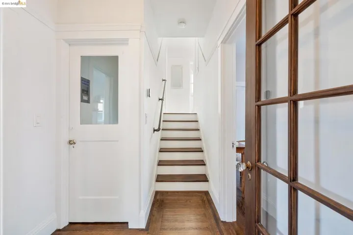 5437 El Camile Ave, Oakland, California 94619