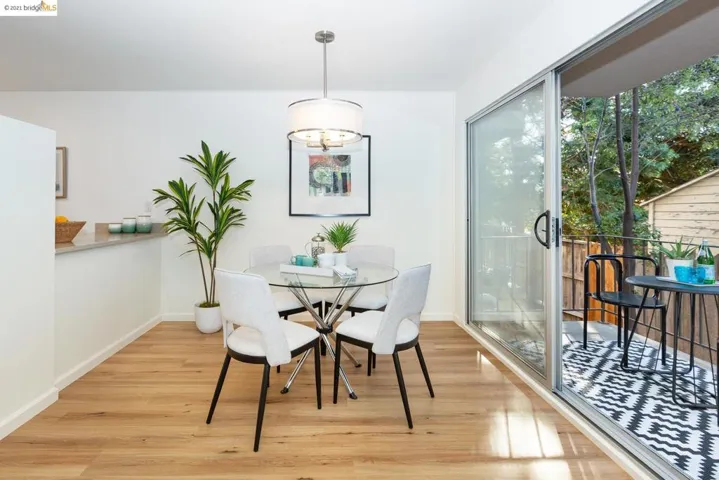 645 Chetwood St 106, Oakland, California 94610