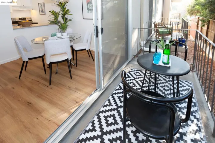 645 Chetwood St 106, Oakland, California 94610
