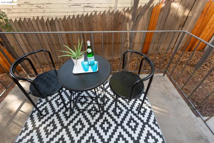 645 Chetwood St 106, Oakland, California 94610
