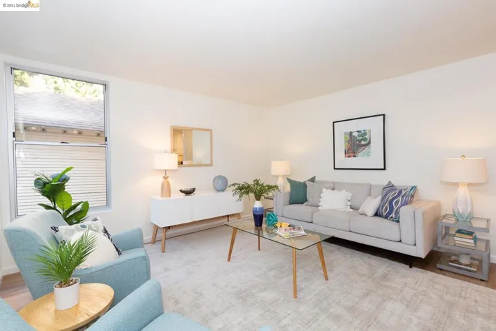645 Chetwood St 106, Oakland, California 94610