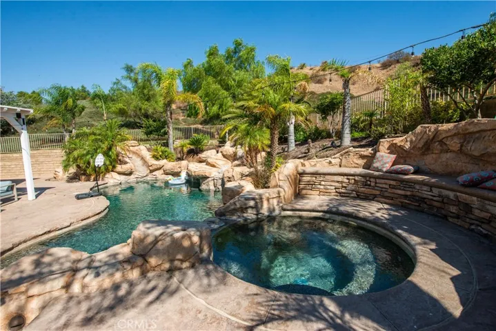 Spa and seating area