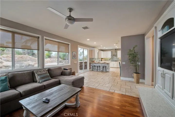 22002 Sunrise View Place, Saugus, California 91390