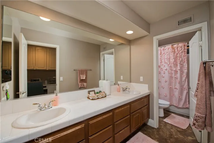 22002 Sunrise View Place, Saugus, California 91390