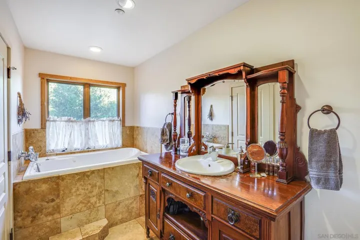 33350 Upper Meadow Rd, Palomar Mountain, California 92060