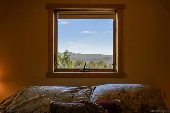 33350 Upper Meadow Rd, Palomar Mountain, California 92060