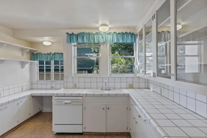 , Pacific Grove, California 93950