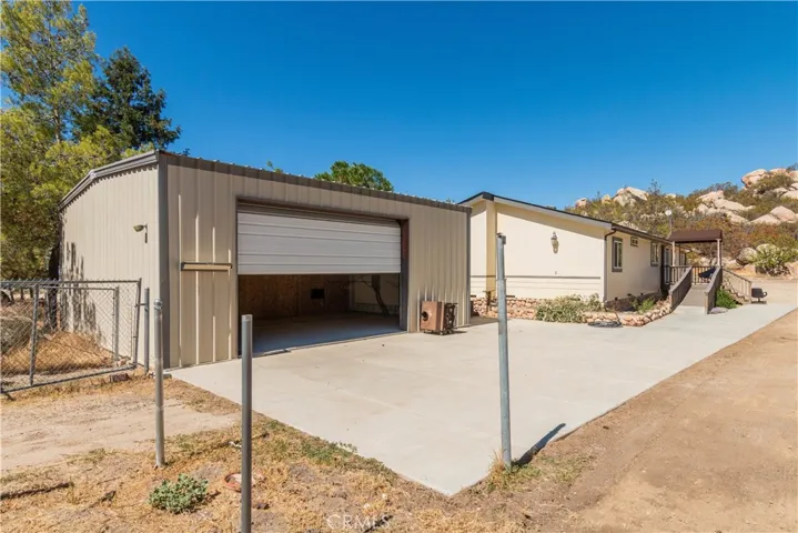 2nd Garage/Workshop