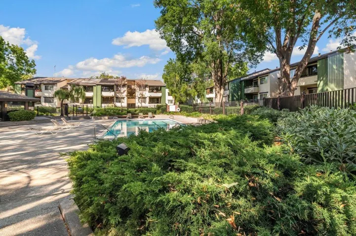, Palo Alto, California 94303