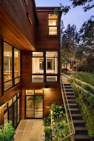 , Palo Alto, California 94301