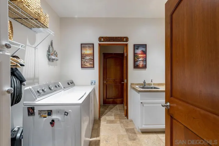 865 Brook Canyon Rd, Escondido, California 92025