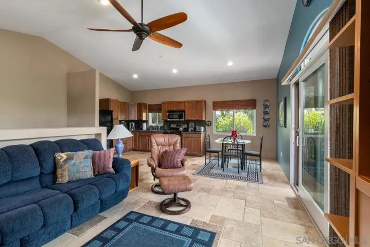865 Brook Canyon Rd, Escondido, California 92025