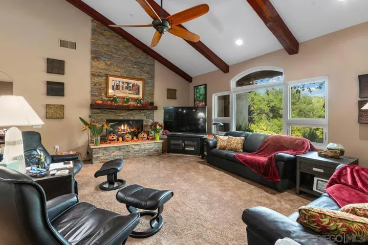 865 Brook Canyon Rd, Escondido, California 92025