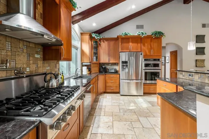 865 Brook Canyon Rd, Escondido, California 92025