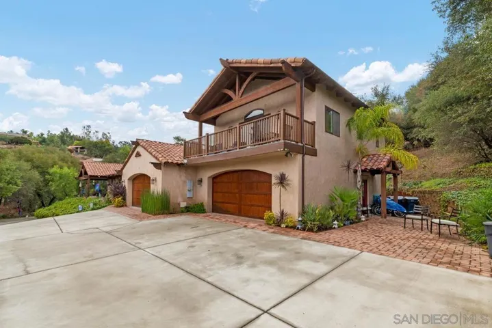 865 Brook Canyon Rd, Escondido, California 92025