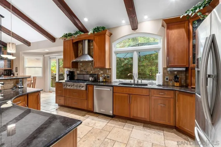 865 Brook Canyon Rd, Escondido, California 92025