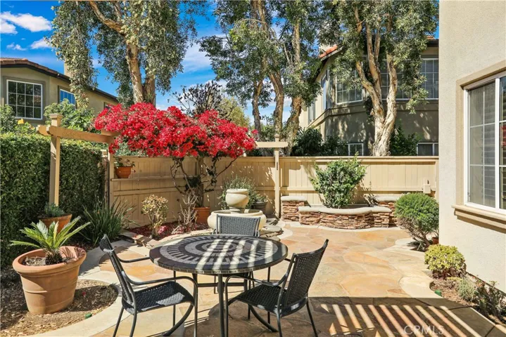33 Darlington, Irvine, California 92620