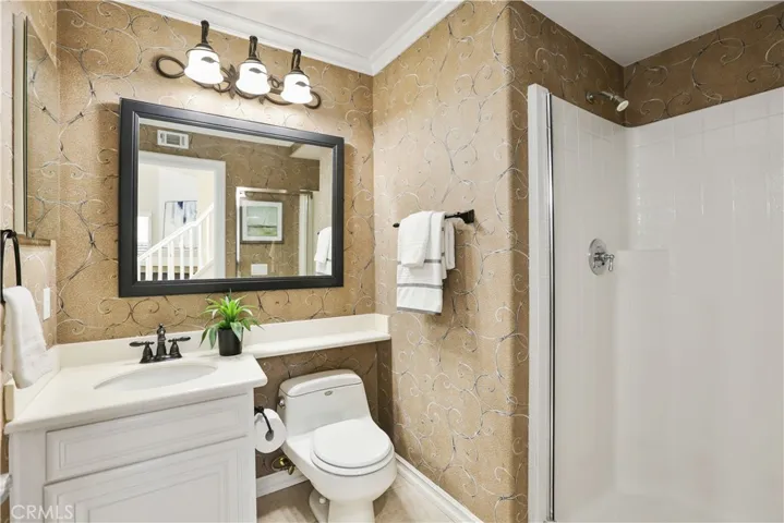 33 Darlington, Irvine, California 92620