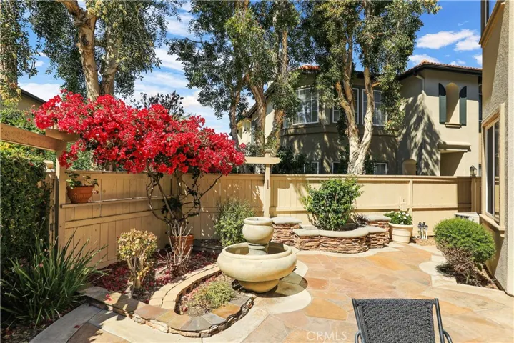 33 Darlington, Irvine, California 92620