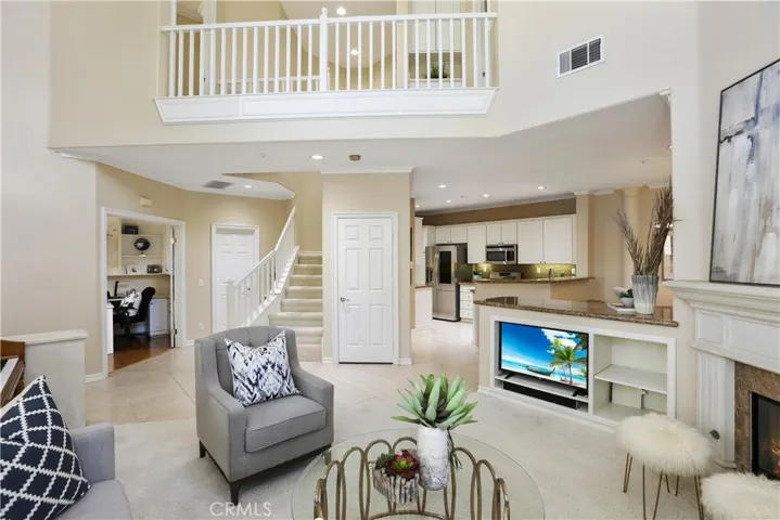 33 Darlington, Irvine, California 92620