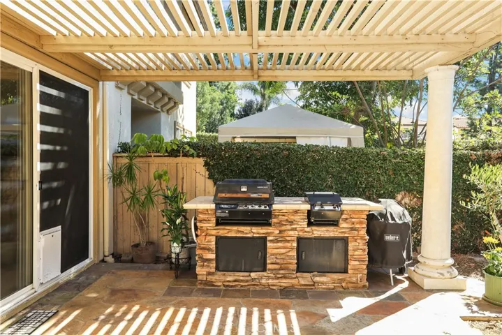 33 Darlington, Irvine, California 92620