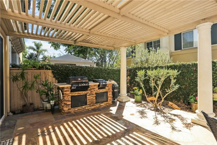 33 Darlington, Irvine, California 92620