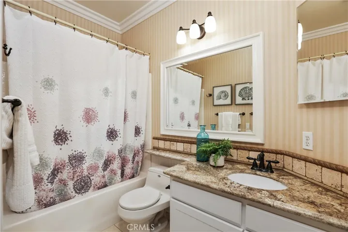 33 Darlington, Irvine, California 92620