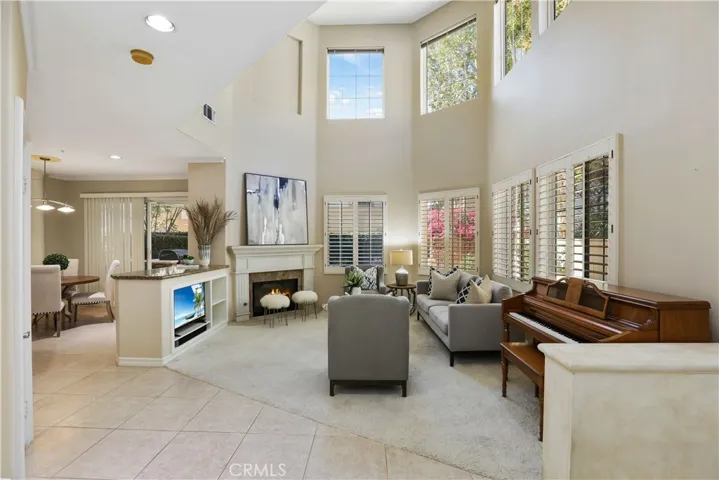 33 Darlington, Irvine, California 92620