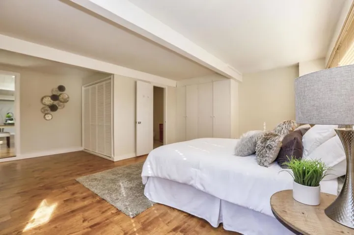 , Palo Alto, California 94306