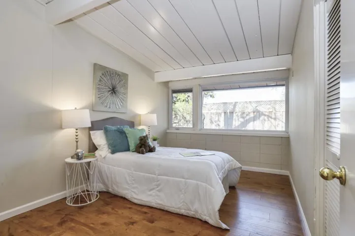 , Palo Alto, California 94306