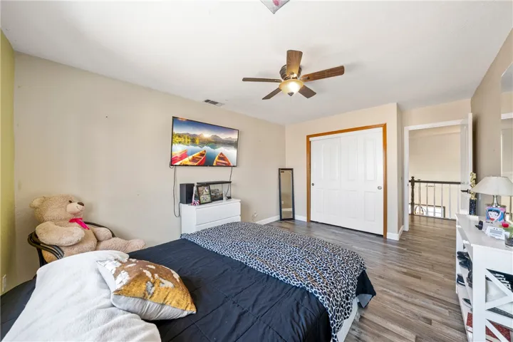 23230 Pretty Doe Drive, Canyon Lake, California 92587