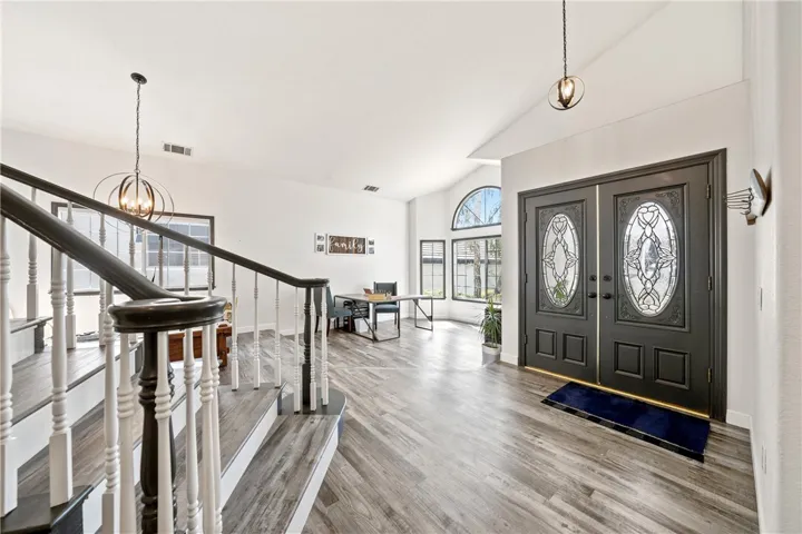 23230 Pretty Doe Drive, Canyon Lake, California 92587
