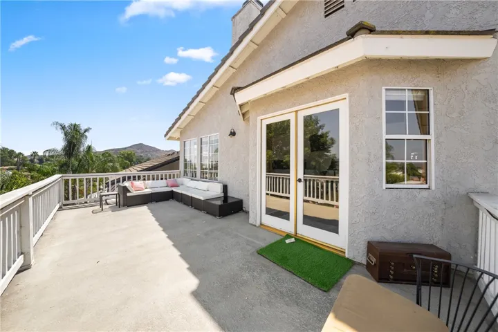 23230 Pretty Doe Drive, Canyon Lake, California 92587