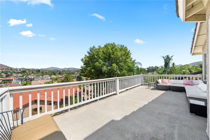 23230 Pretty Doe Drive, Canyon Lake, California 92587