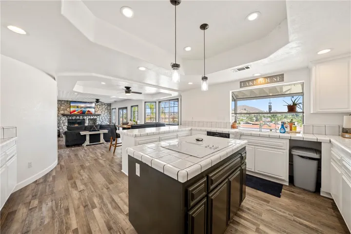 23230 Pretty Doe Drive, Canyon Lake, California 92587