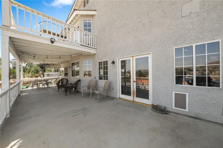23230 Pretty Doe Drive, Canyon Lake, California 92587