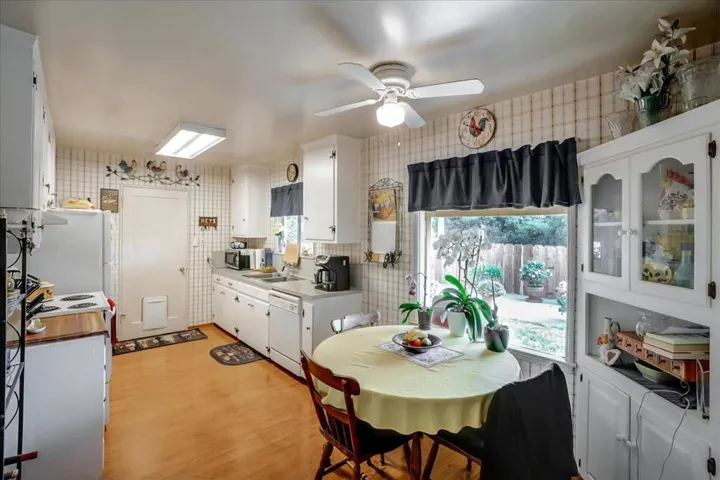 , Del Rey Oaks, California 93940