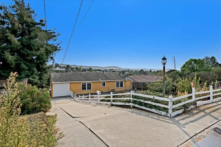 , Del Rey Oaks, California 93940