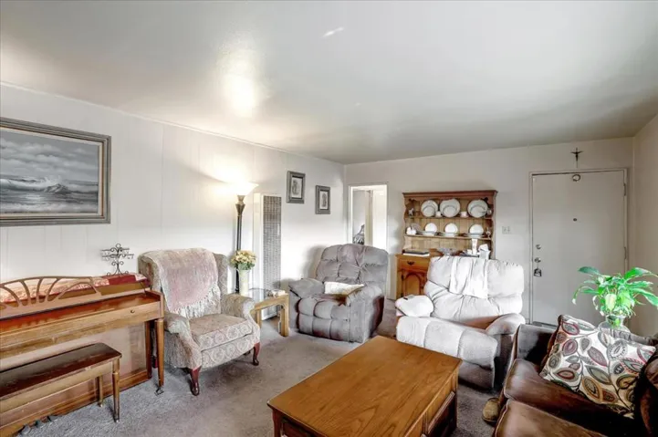 , Del Rey Oaks, California 93940