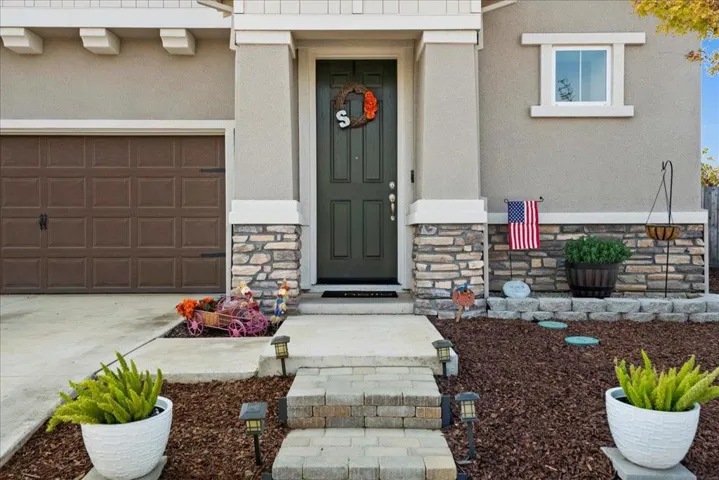 , Hollister, California 95023